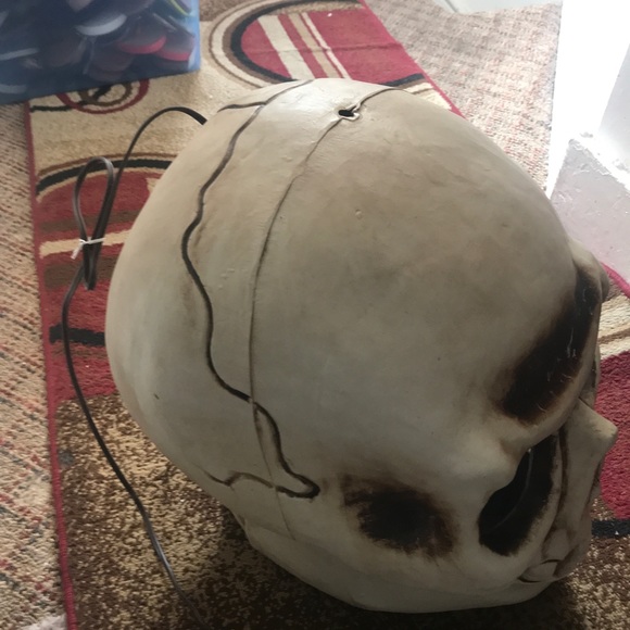 Move to smaller home - Picture 2 of 6